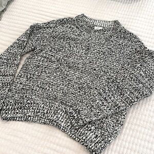 H&M Black and White Sweater